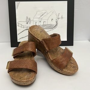 Vionic Tan Snake-Embossed Leather
Cork Wedge Sandals Size 8 Like New!!